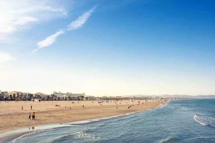 La Malvarrosa beach (1)